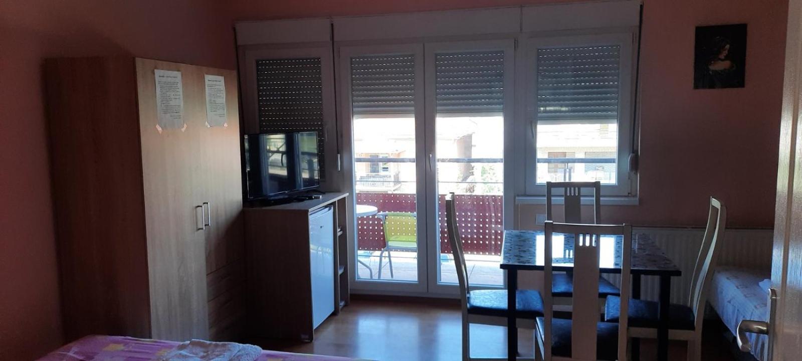 Guest House Trajkovic Jagodina Ngoại thất bức ảnh